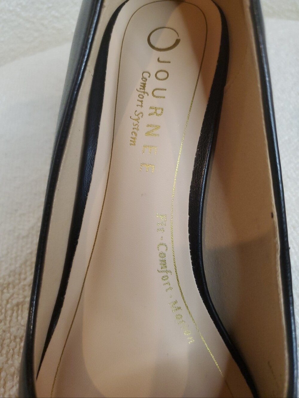 New Journee Crystol Classic Black Bow Pointed-Toe Pumps - Women Size 9WD - Picture 6 of 7
